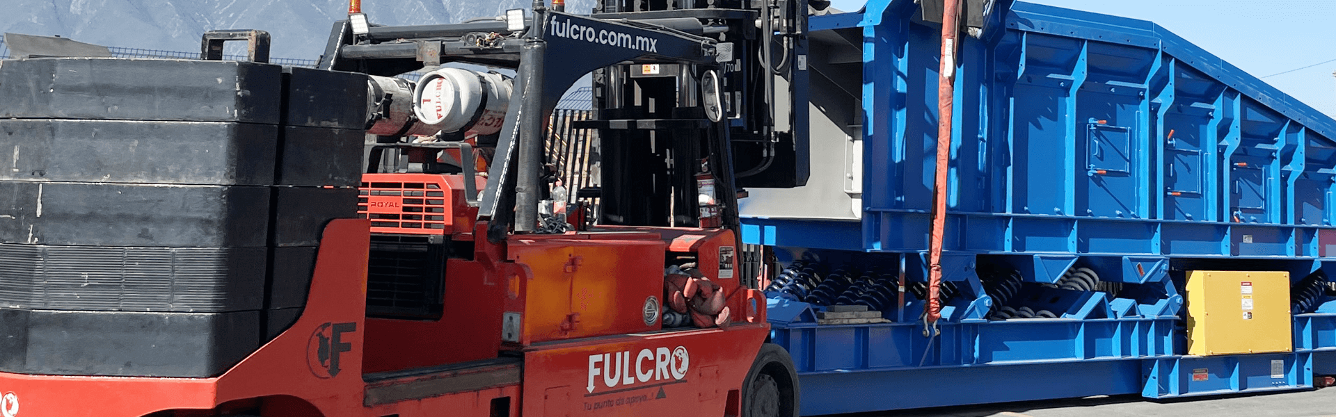 Rigging Industrial en Saltillo y Ramos Arizpe: Reubicación de Maquinaria segura con Fulcro